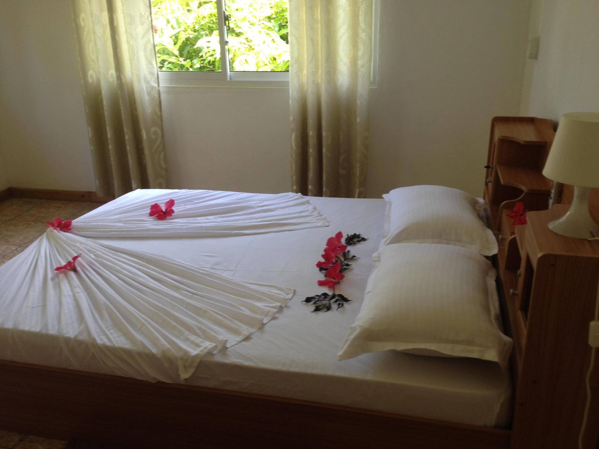 Marl Self Catering Villa Pointe La Rue ภายนอก รูปภาพ